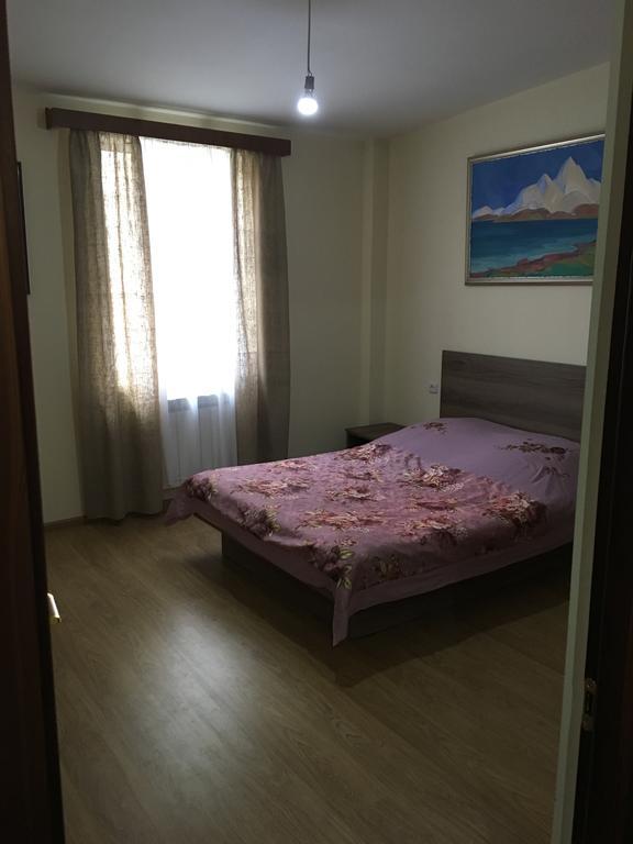 Art Guesthouse Yerevan Bagian luar foto